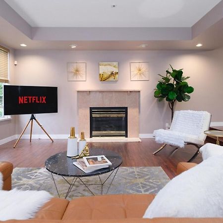 Spacious 4Br W Ensuites Mins To Downtown Yvr Ubc Vancouver Bagian luar foto
