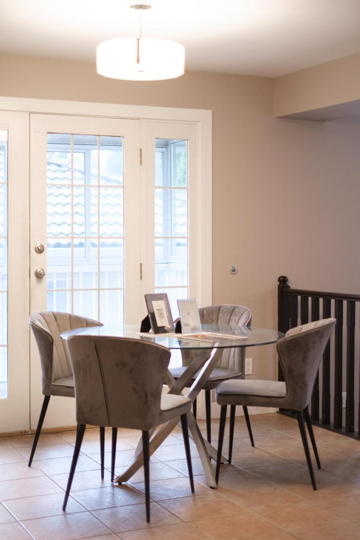 Spacious 4Br W Ensuites Mins To Downtown Yvr Ubc Vancouver Bagian luar foto