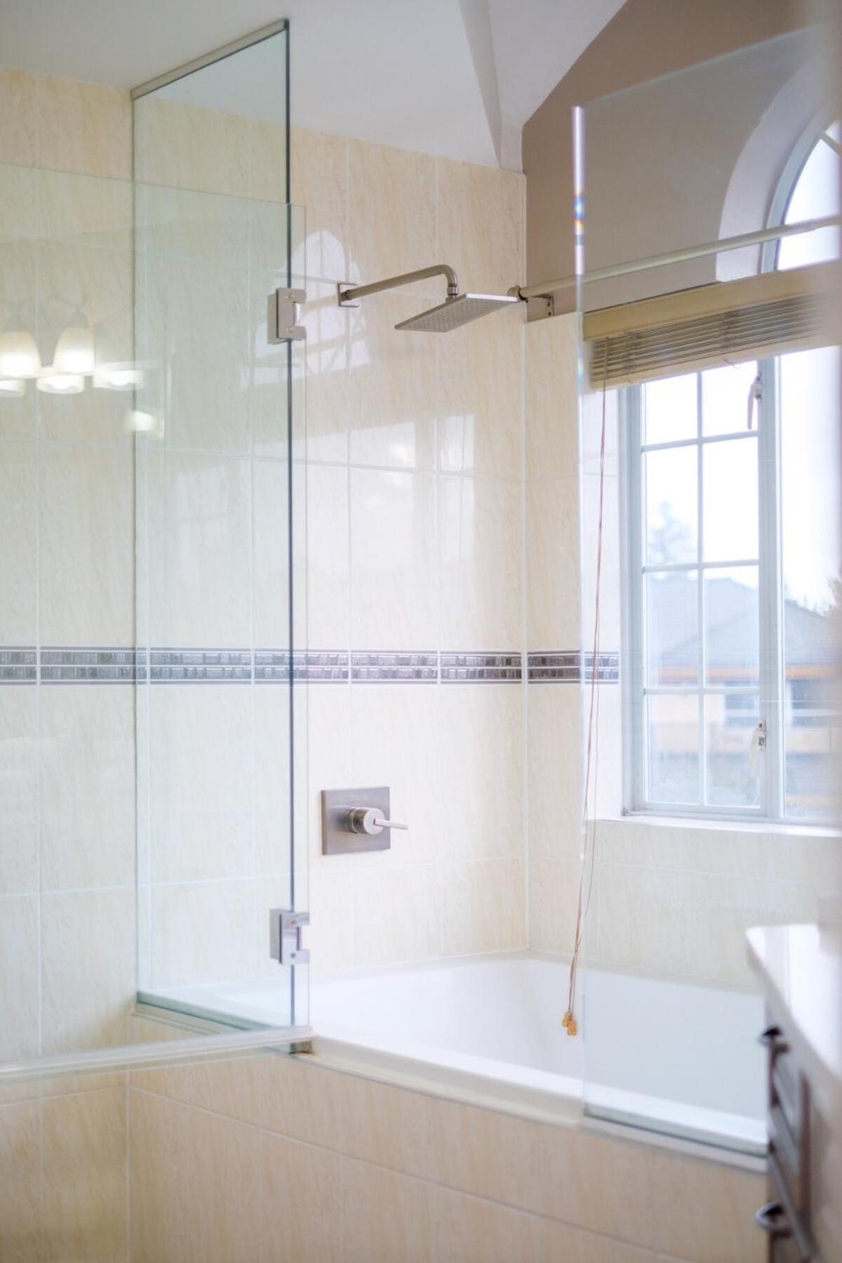 Spacious 4Br W Ensuites Mins To Downtown Yvr Ubc Vancouver Bagian luar foto