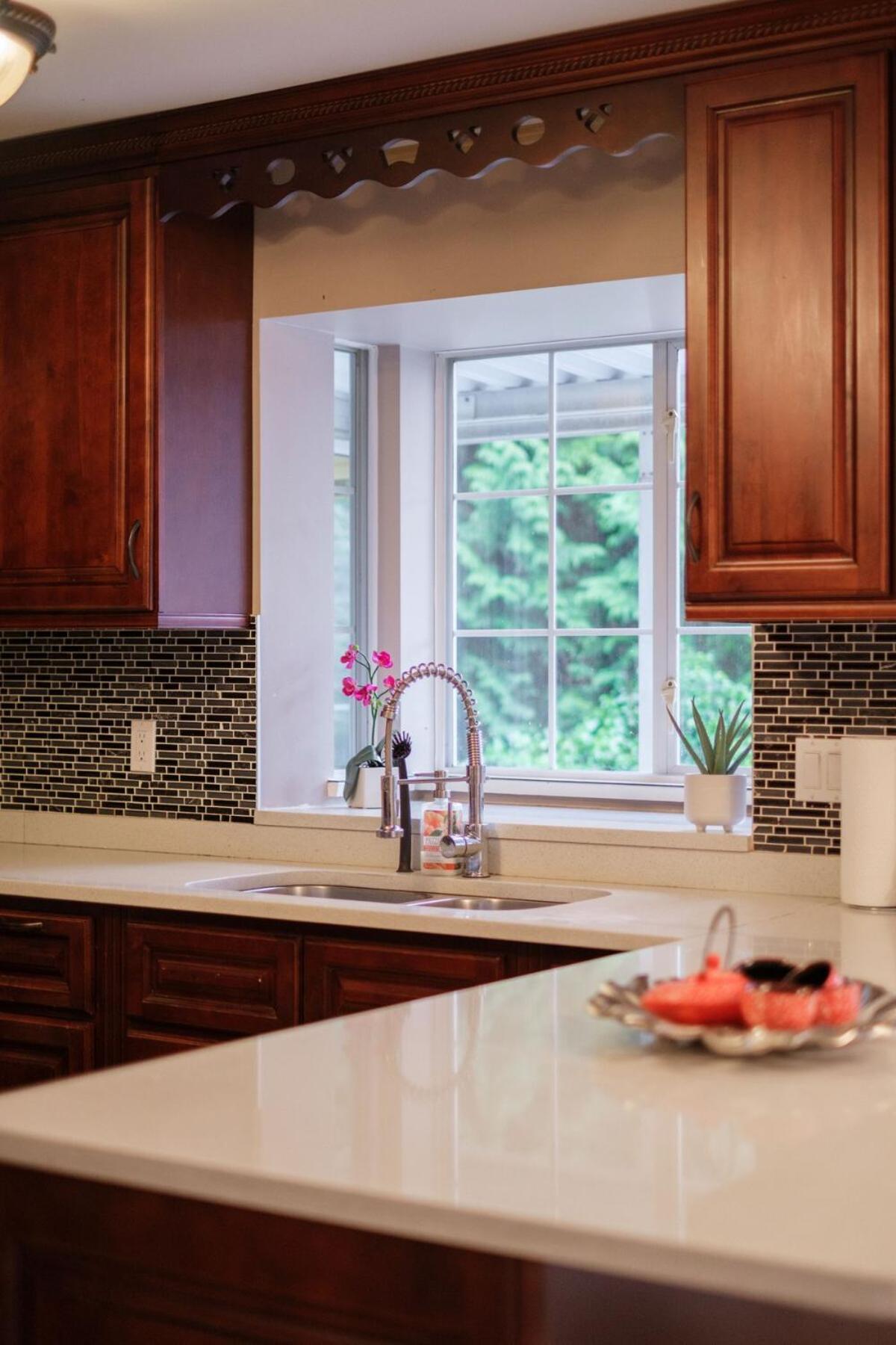 Spacious 4Br W Ensuites Mins To Downtown Yvr Ubc Vancouver Bagian luar foto